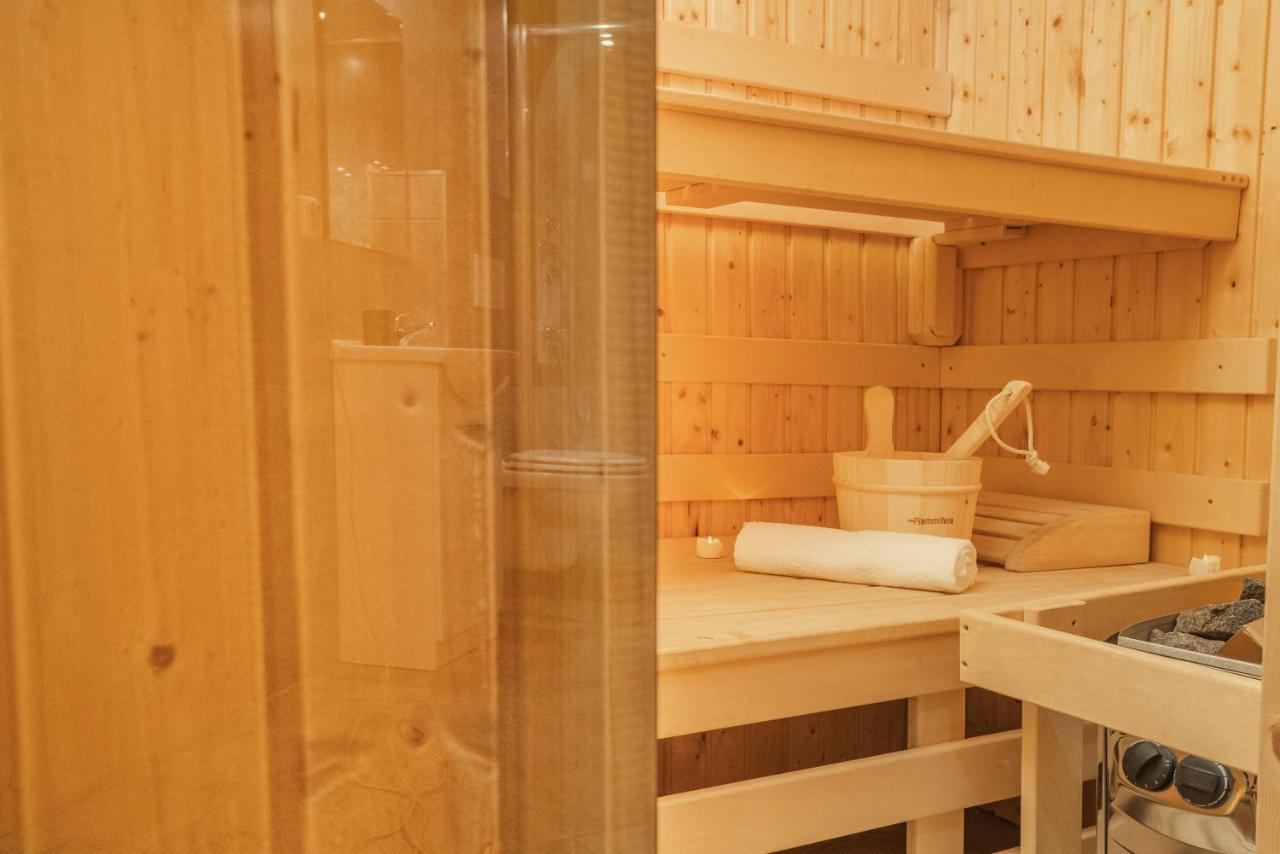 Wellness Studio! Finnish Sauna, Whirlpool, Gym & More! Praha Eksteriør bilde